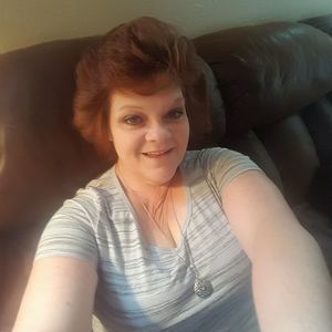 Meet your Posher, Desiree